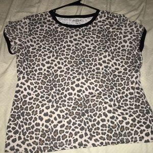 An Arizona cheetah print shirt.